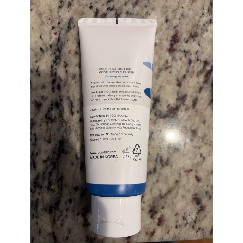 ROUND LAB Birch Moisturizing Facial Wash Foam Gentle Skin Cleanser Korean Beuaty - Picture 3 of 4